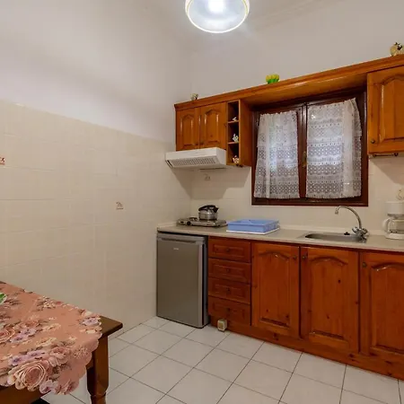 Apartment Fondas By Hotelius